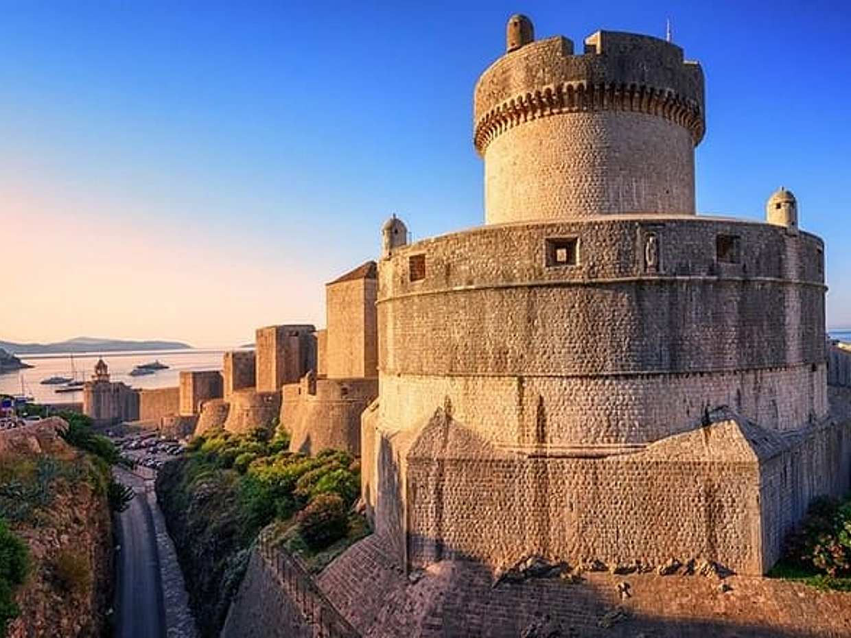 Dubrovnik City Walls Walking Tour (entrance ticket included)