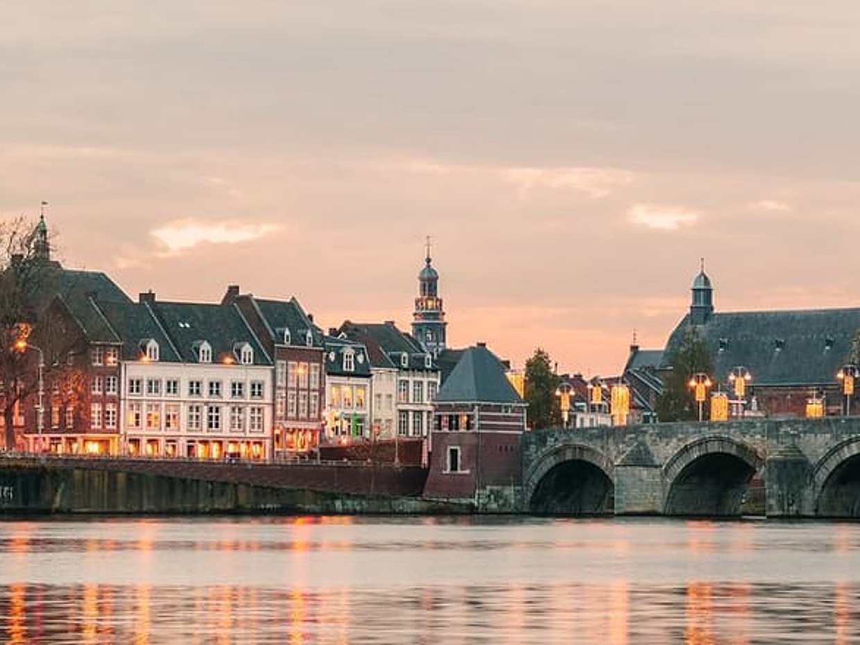 Private direct transfer from Amsterdam to Maastricht in Netherlands, photo 2