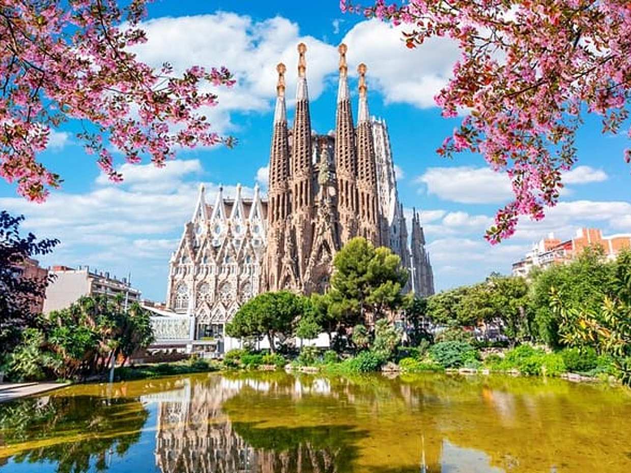Barcelona Self-Guided City Walking Tour & Scavenger Hunt in Spain, photo 3