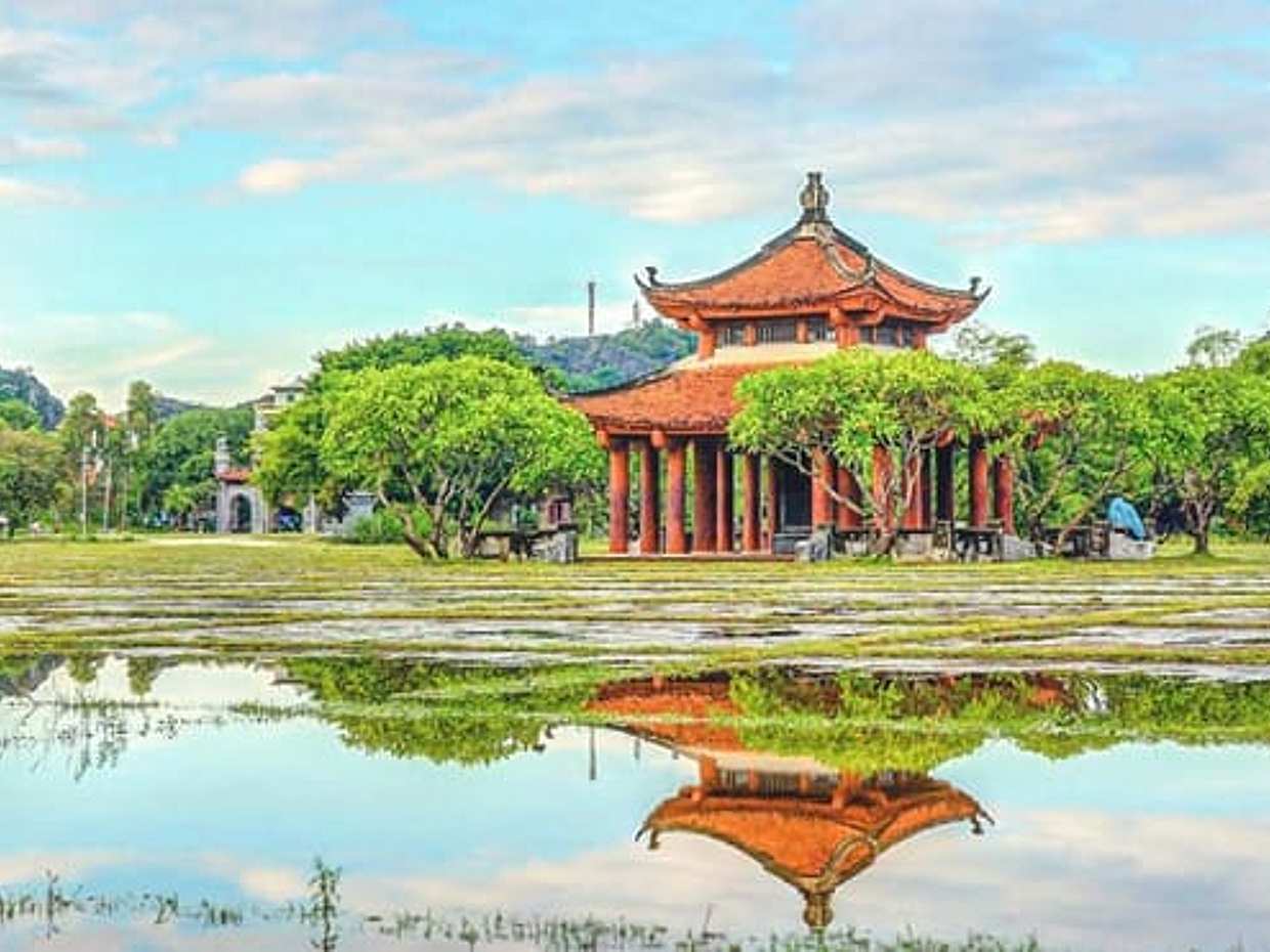 Trip To Ancient Capital (Hoa Lu - Trang An - Mua Cave) - Ninh Binh