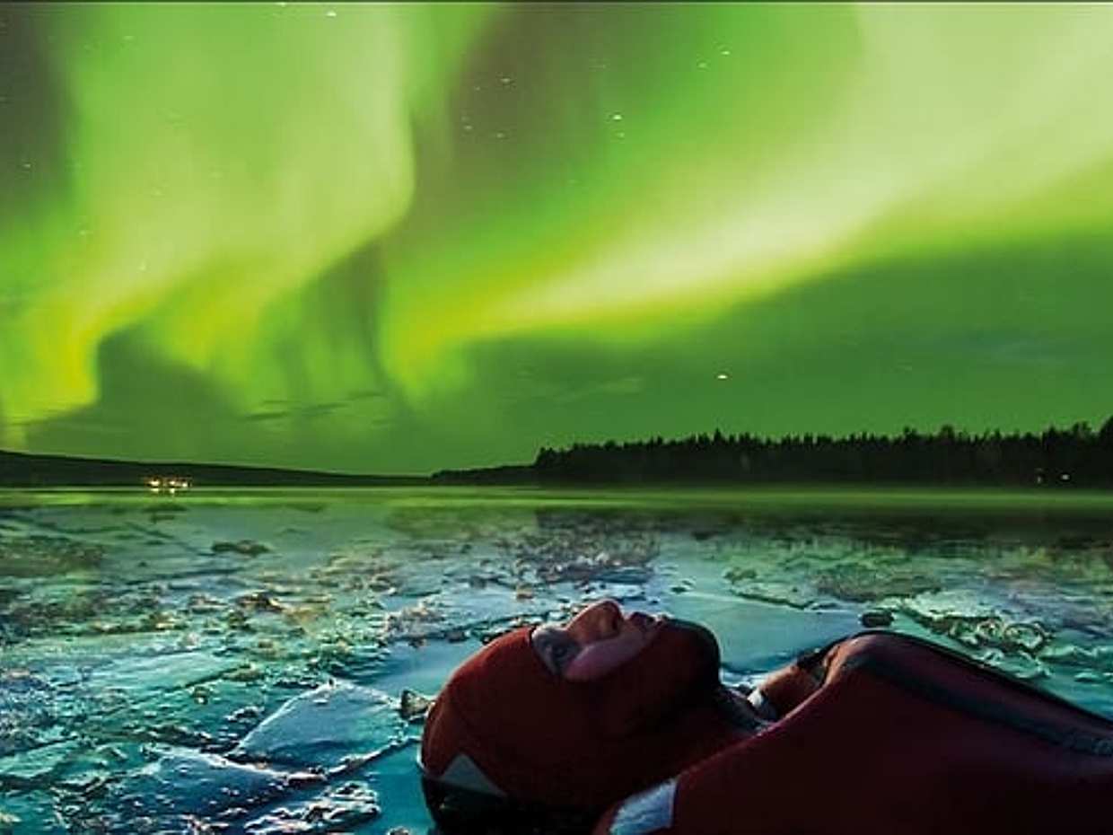 Aurora Ice Floating, Levi — evening float under the Arctic sky, photo 3