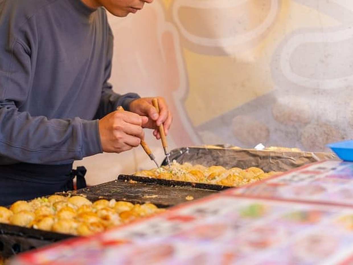 1 Groupe seulement Osaka Dotonbori Food Tour Wagyu et Ramen Takoyaki au Japon, photo 3