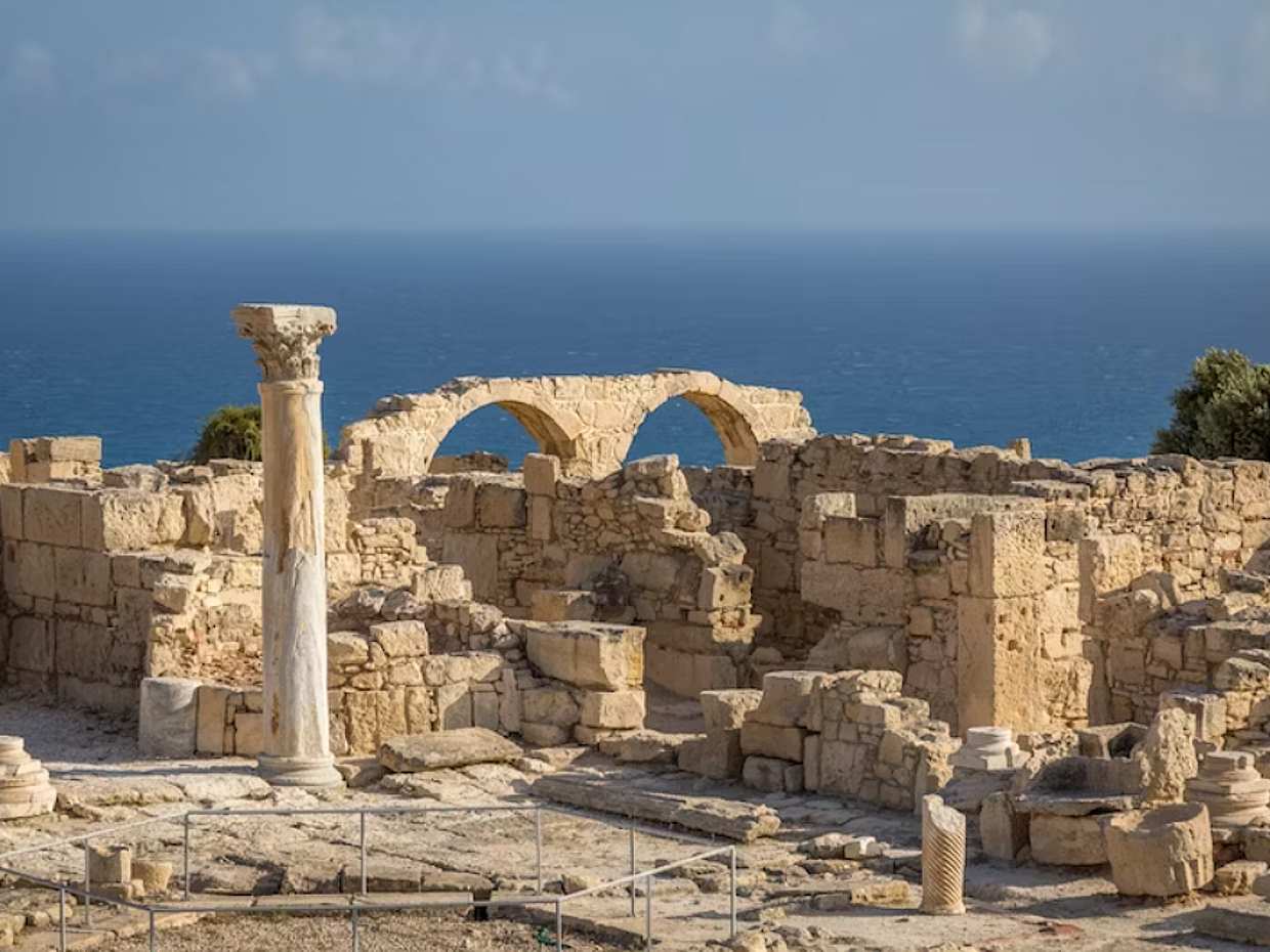 Ancient Kourion, Kolossi Castle, Omodos & Winery Tour from Limassol