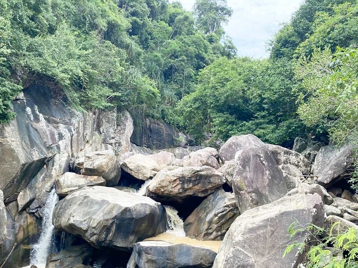 Explore Nha Trang City and Ba Ho Waterfall in Vietnam
