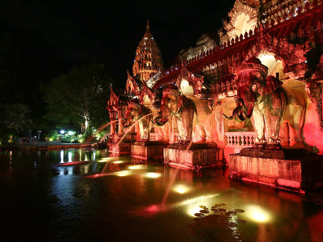 Phuket Fantasea Show Entree Ticket Standaard Zitplaats met Transfer in Thailand, photo 2