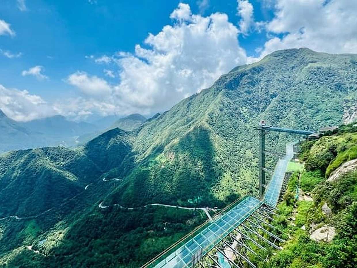 Sapa Dragon Cloud Glass Bridge and Silver Waterfall Half-Day Tour, Vietnam, photo 4