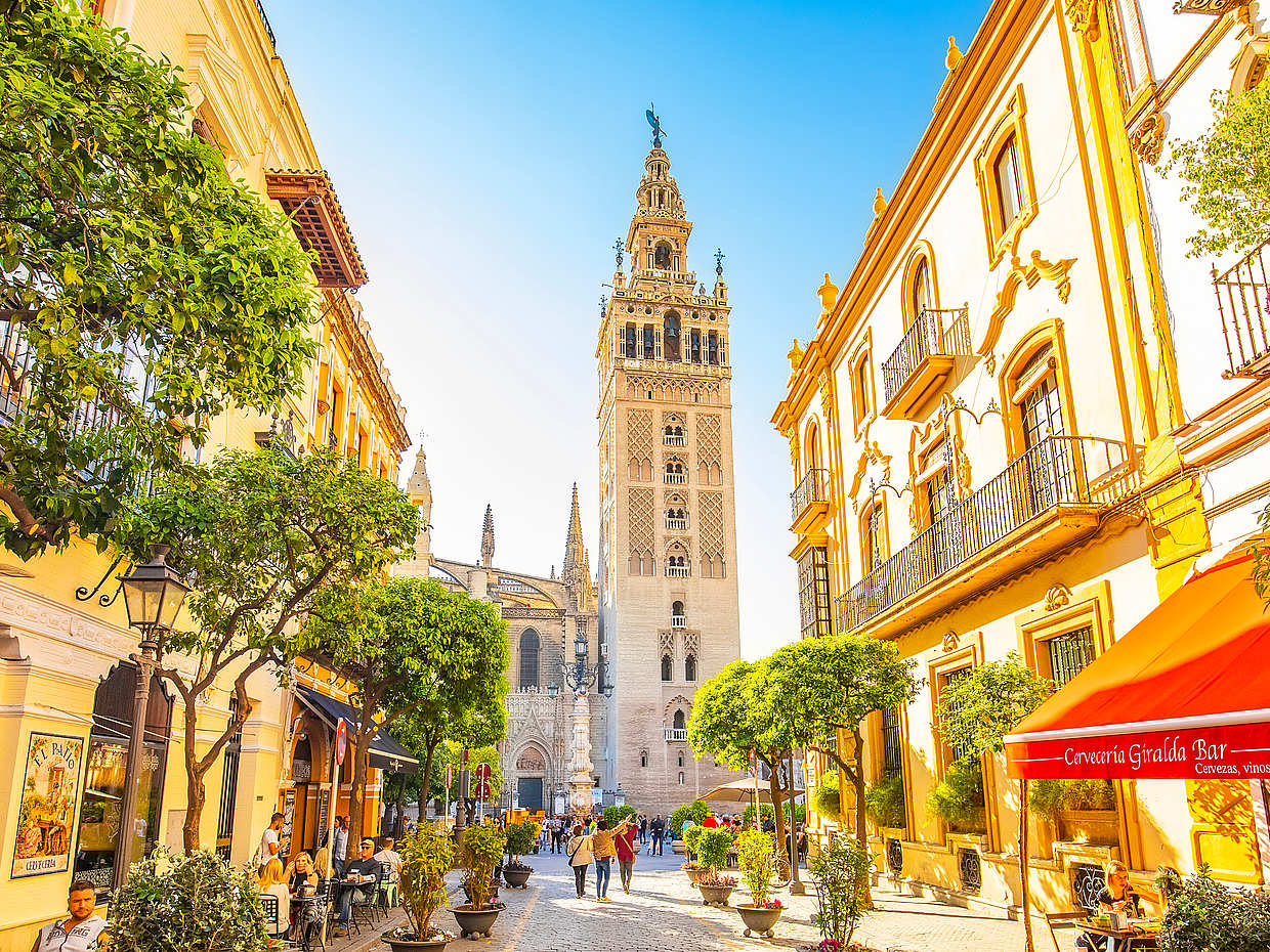 Flamenco Walking Tour in Seville with Show in Spain, photo 2