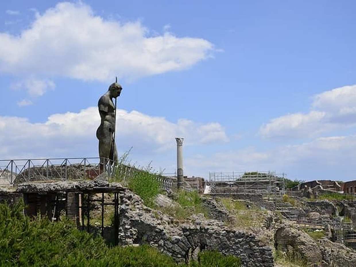 Pompeii & Herculaneum: Private Day Trip with Driver and Guide, photo 3