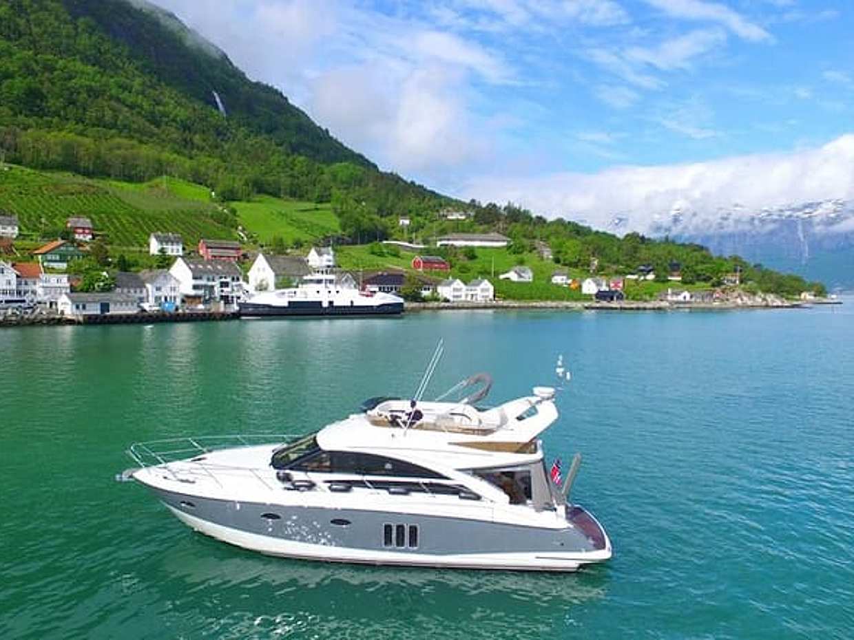 Bergen - Rosendal full day round-cruise