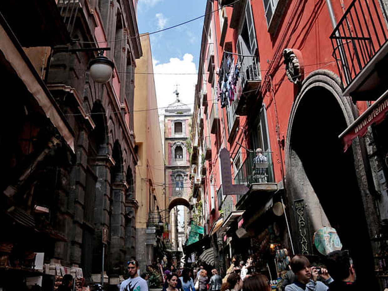 Naples Walking Tour + Underground Naples