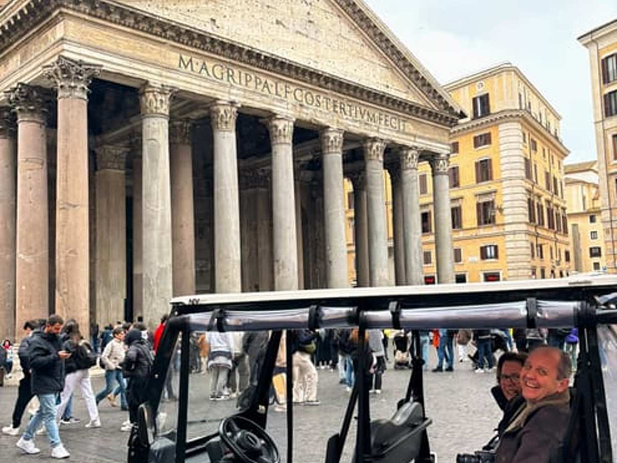 Tour golfcart Roma: Un viaje por la ciudad eterna, photo 3