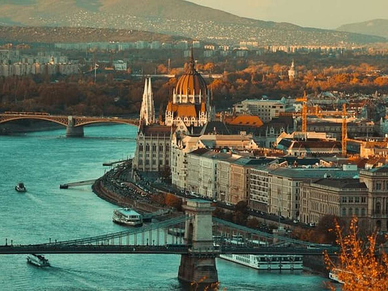 Private Transfer from Budapest to Bratislava, English-speaking driver, photo 4