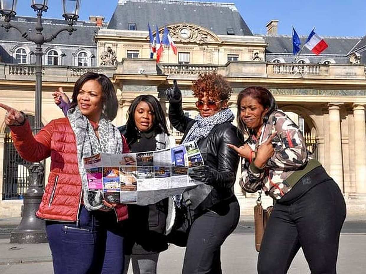 Paris Private Walking Tour with a Personal Photographer