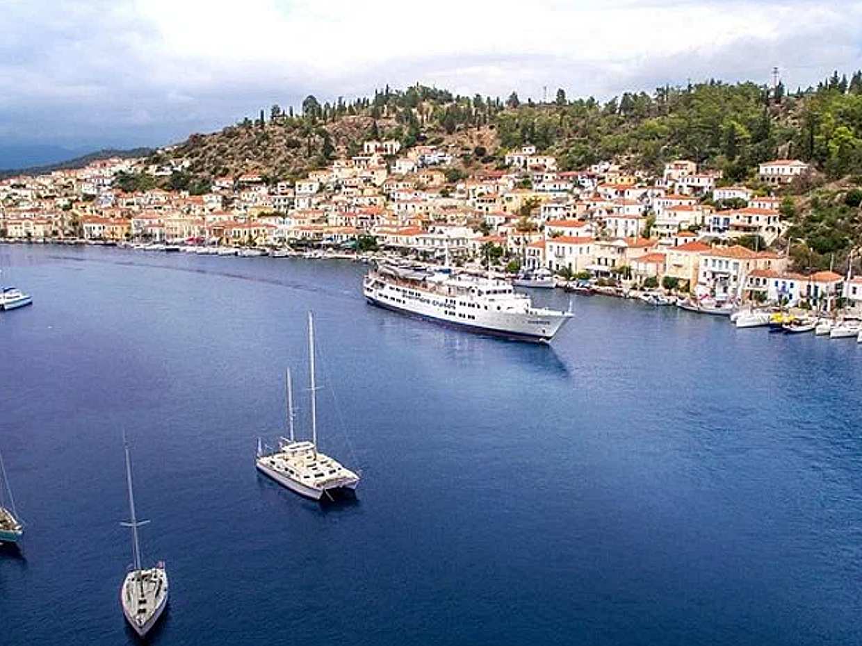 Hydra, Poros and Aegina Full-day Cruise from Athens in Greece