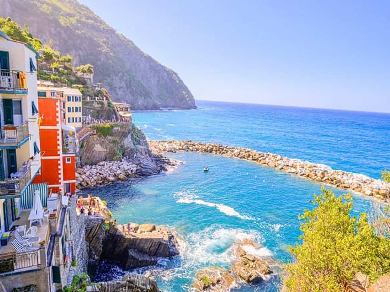Discover Cinque Terre National Park and Pisa in a Day from Florence