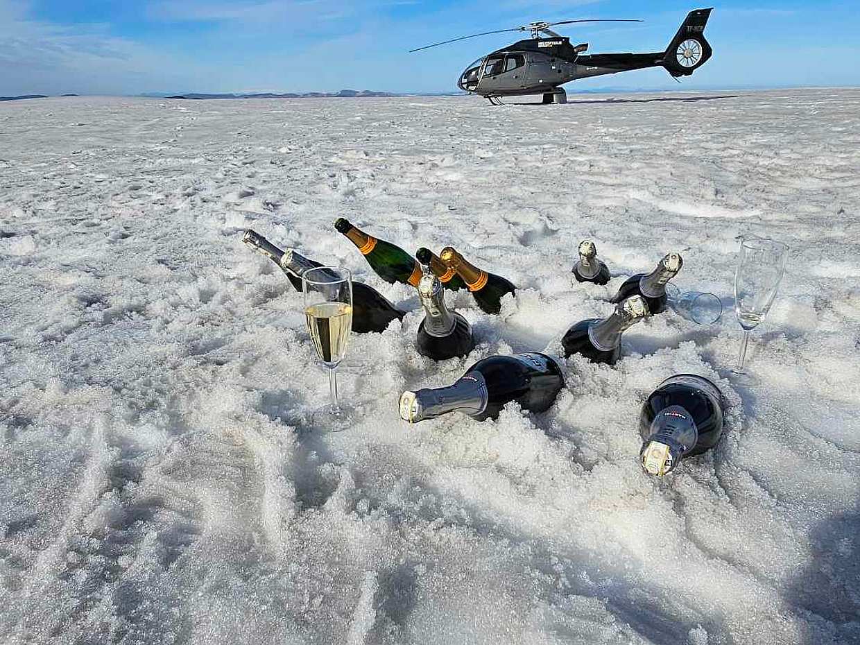 Heli - Happy Hour in Island, Reykjavík Heli – Happy Hour
, photo 2