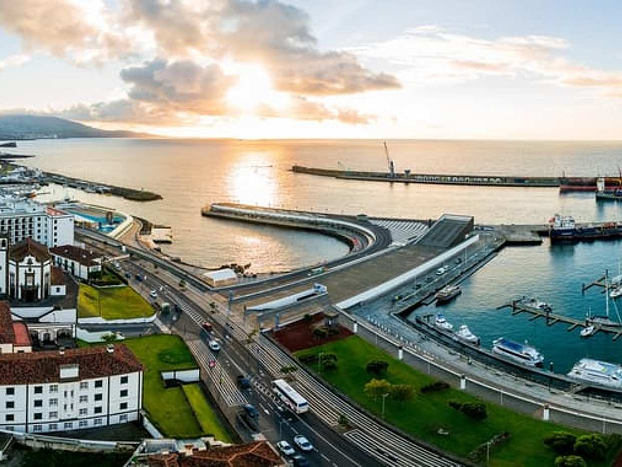 Best of São Miguel Island in Portugal, Ponta Delgada, photo 2