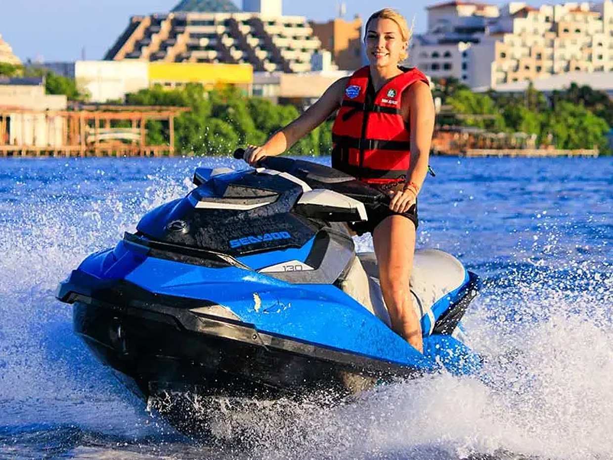 30-minute Jet Ski Rental in Mexico, Cancún, photo 3