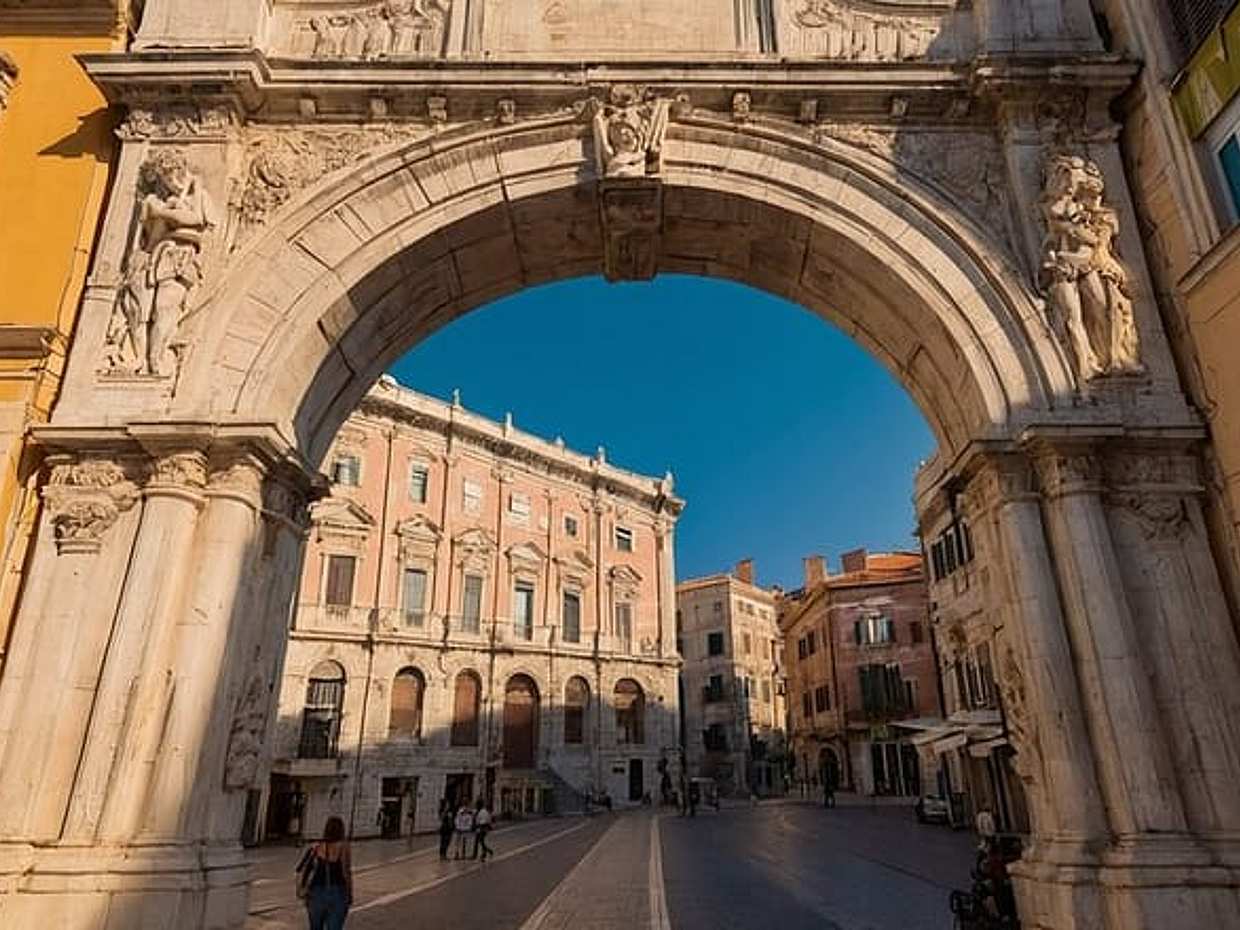 Private sightseeing transfer from Zagreb to Pula with 2 hour stop in Croatia, photo 5