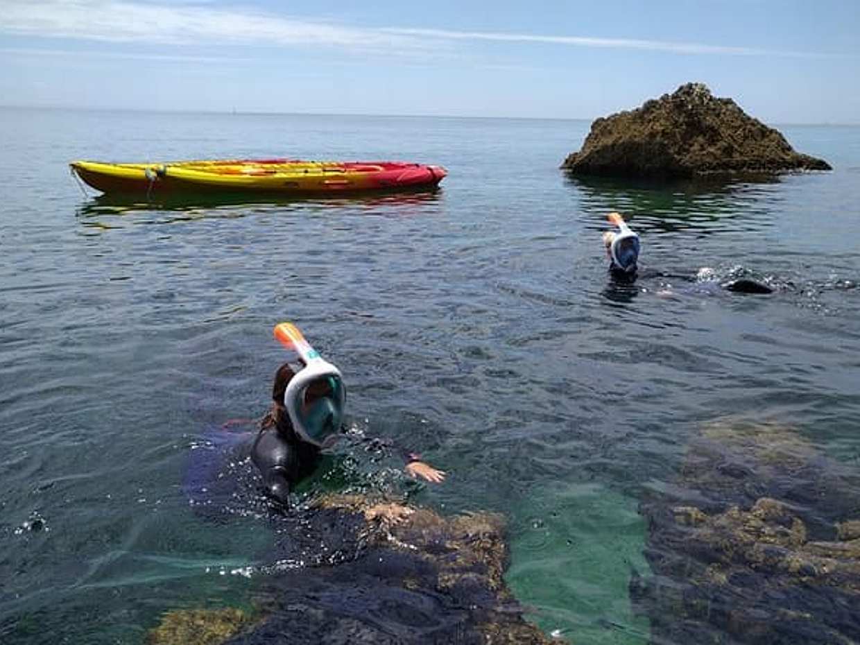 Premium All Inclusive Kayak & Coasteering & Snorkeling with Lunch in Portugal, Lisbon, photo 4