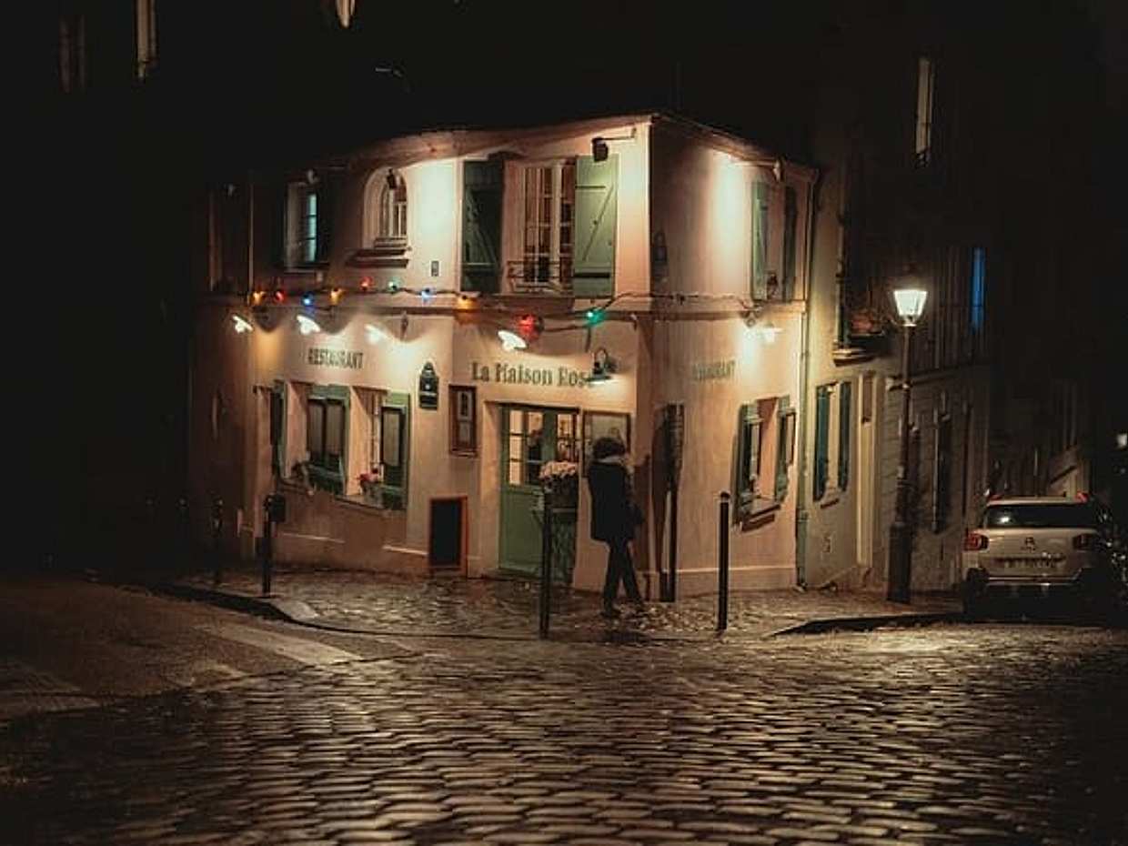 8 hours Paris with Montmartre, Marais, Saint Germain des pres and Dinner cruise, photo 3