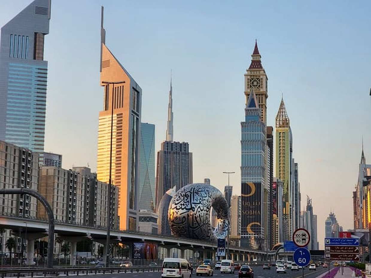 "Tour por la ciudad moderna de Dubái, incluyendo entrada al Burj Khalifa. en Emiratos Árabes Unidos"