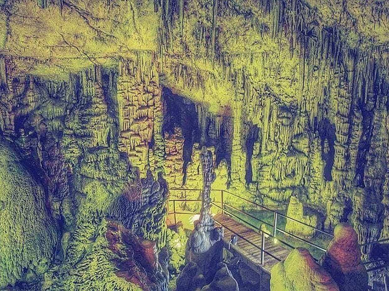 Heraklion'dan: Lasithi Platosu, Zeus Mağarası, Yel Değirmenleri ve Zeytinyağı Fabrikası Küçük Grup Turu, photo 4