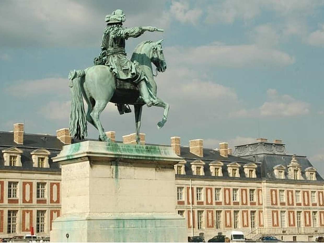 Guided Garden and Palace Tour of Versailles Grand Tour, photo 5