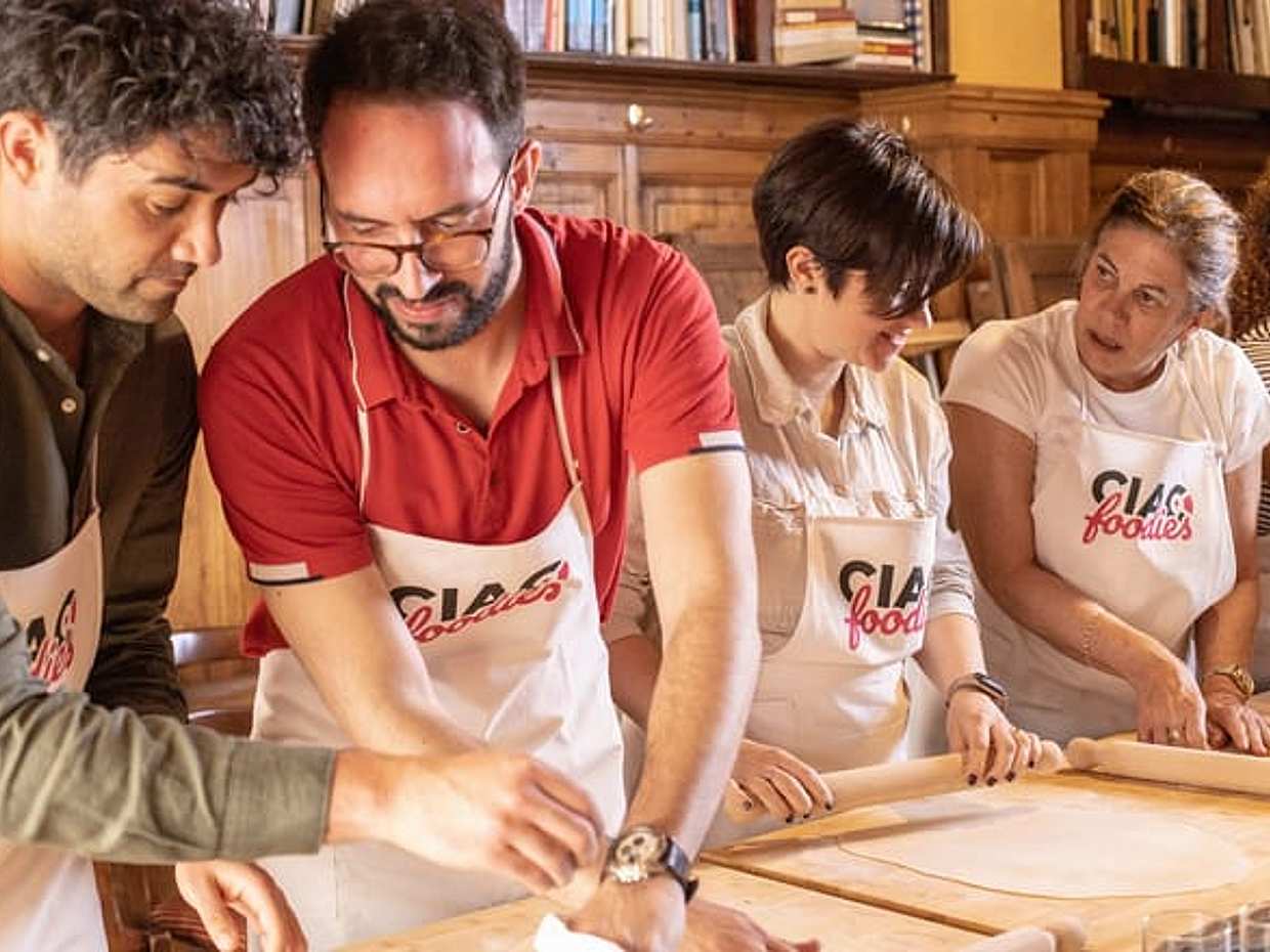 The Italian Way: Pizza and Gelato Workshop in Florence with a Local Chef