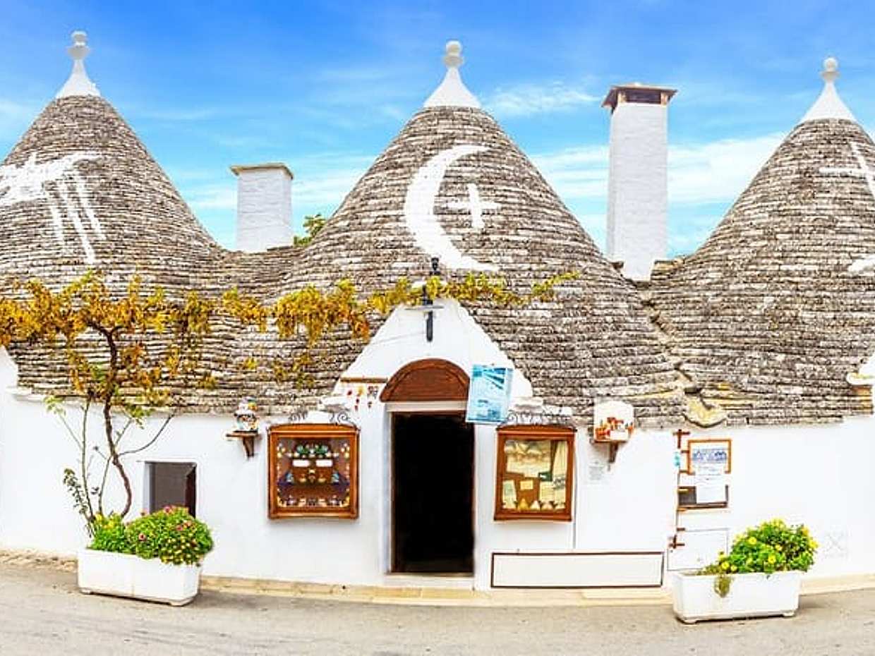 Privé deur-tot-deur transfer van Amalfi naar Alberobello in Italië, photo 2