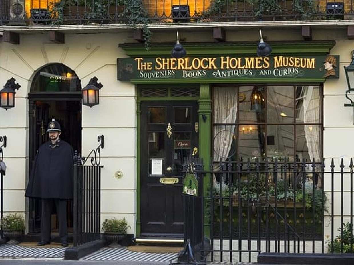 London Sherlock Holmes: Crack the Case Walking Adventure in United Kingdom, photo 5