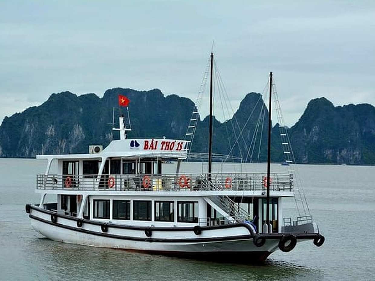 6 Hour Halong Bay Cruise From Tuan Chau International Port, photo 2