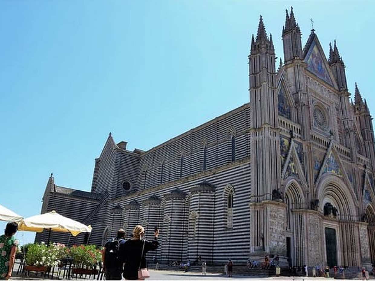 Rome to Orvieto: Basilica, Well, Underground tour + Wine Tasting, photo 4