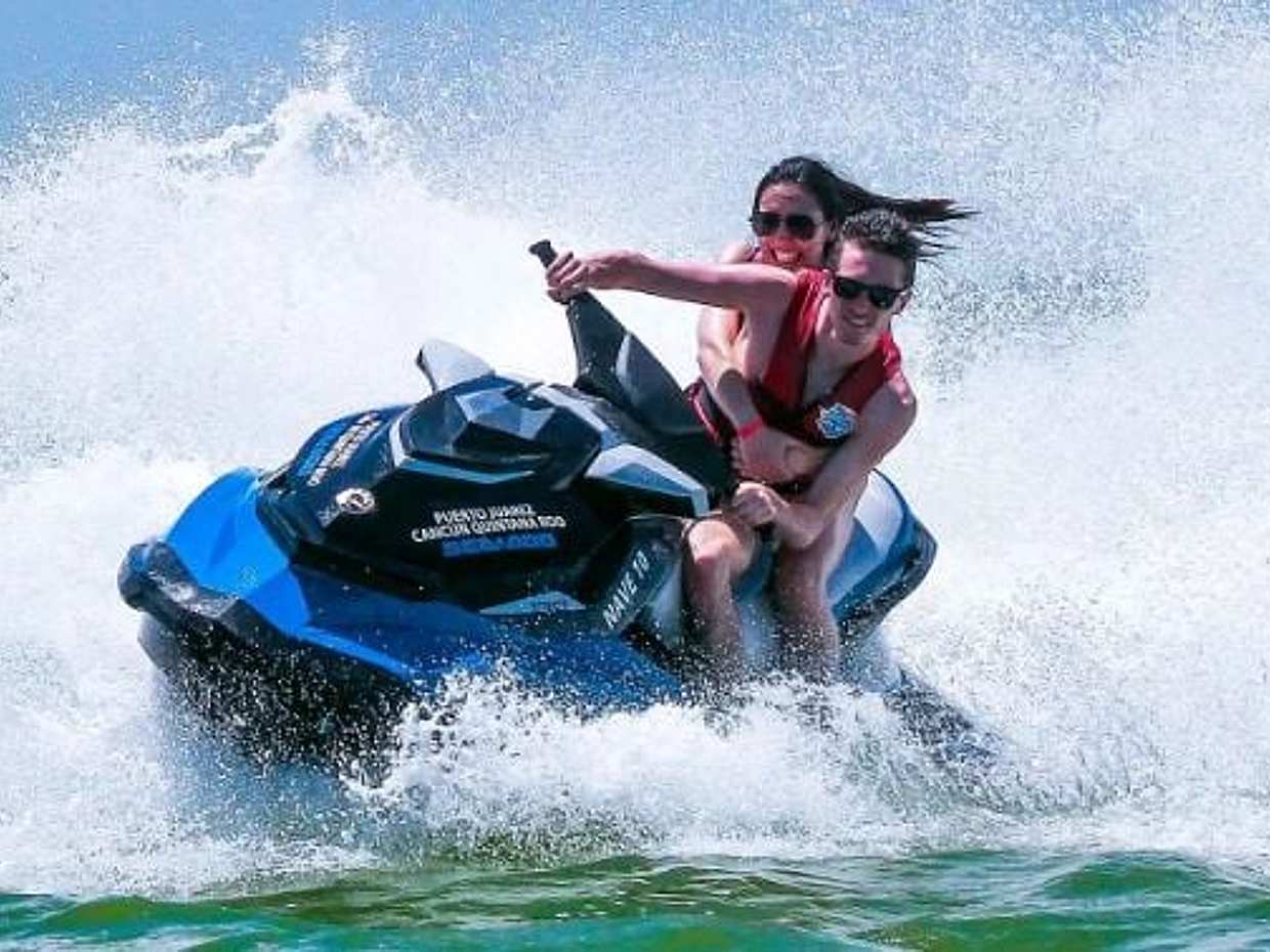 Jet Ski in Dubai, United Arab Emirates