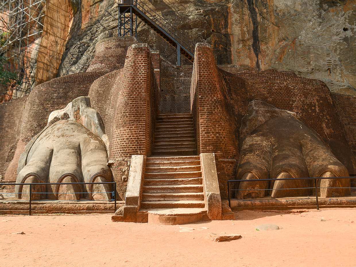Day Trip from Kandy to Sigiriya with Village Experiences in Sri Lanka, photo 2