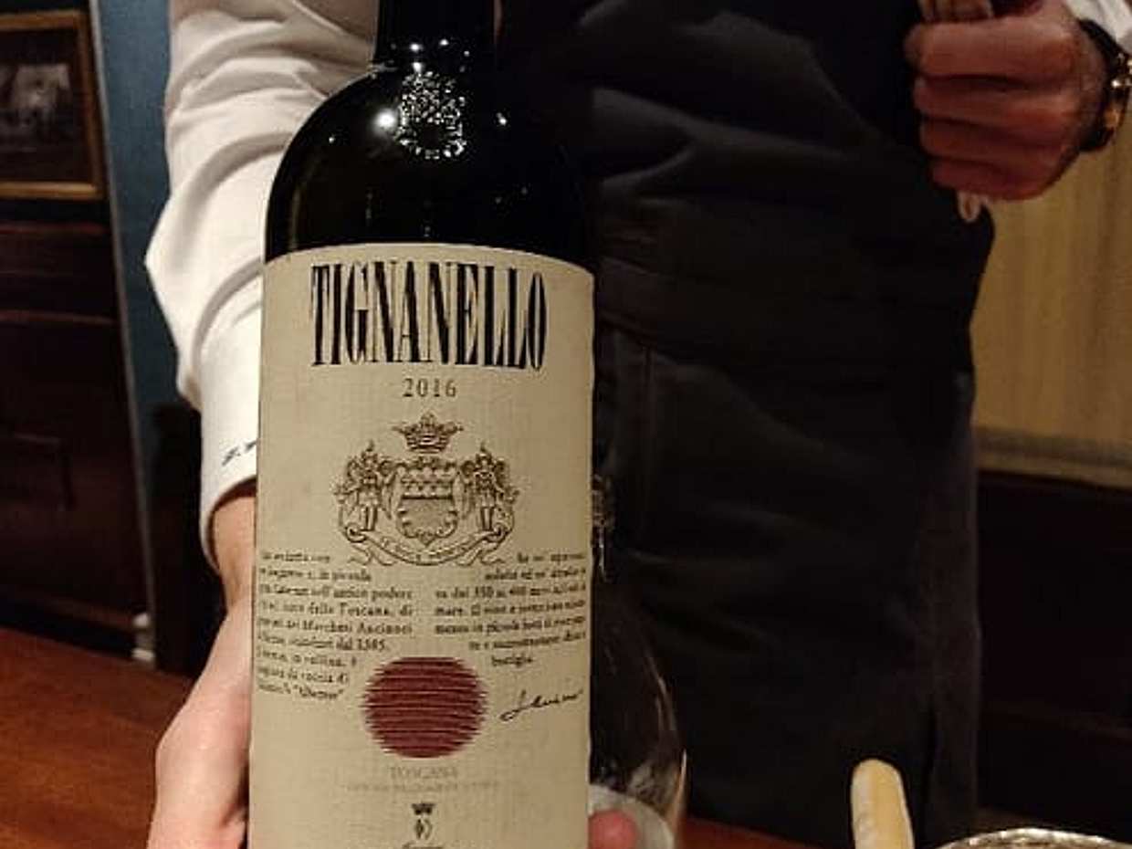 Florence: Wine Tasting in a "Palazzo Storico", photo 2
