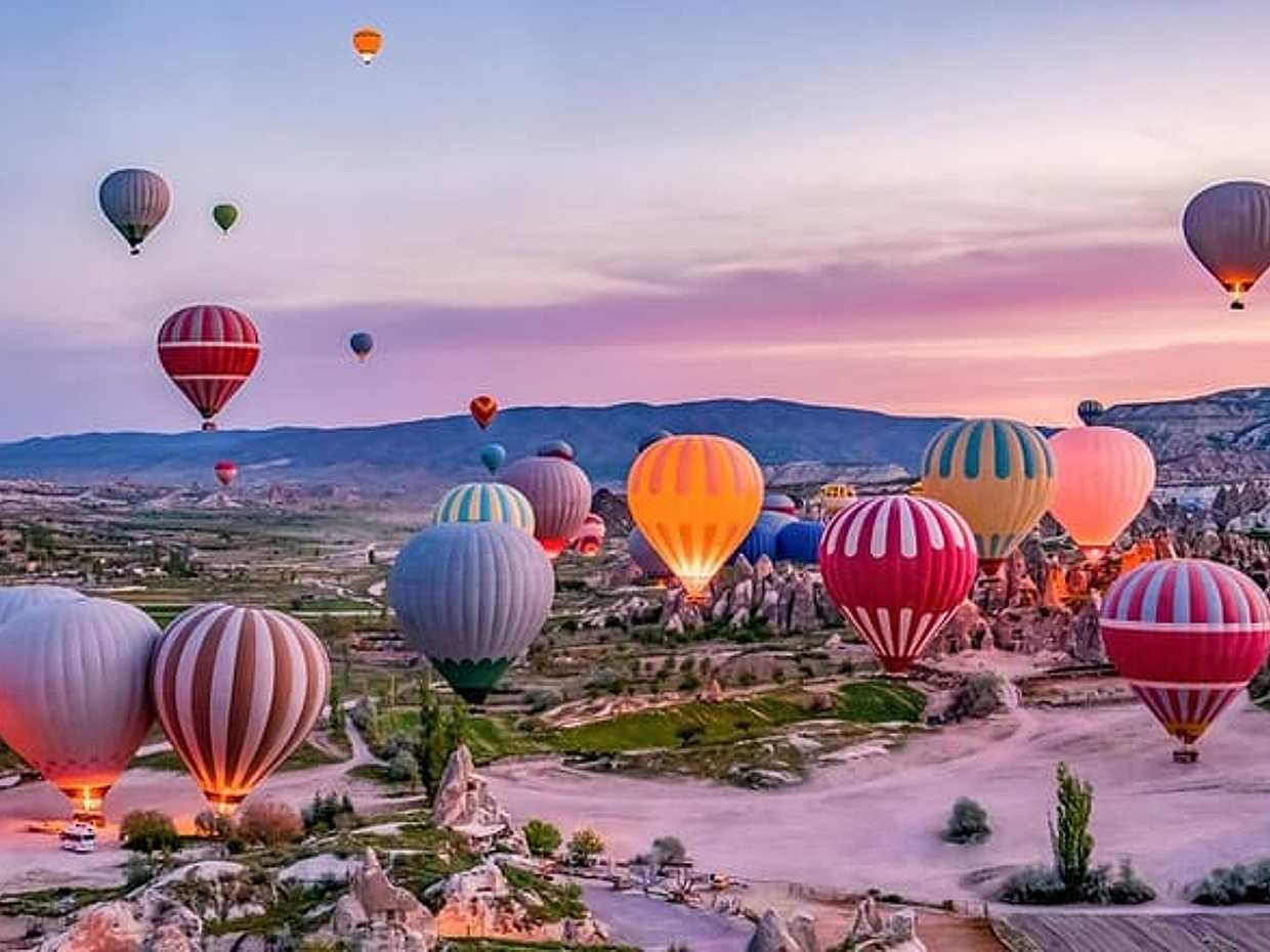 Cappadocia Hot Air Balloon w/ Champagne & Snack