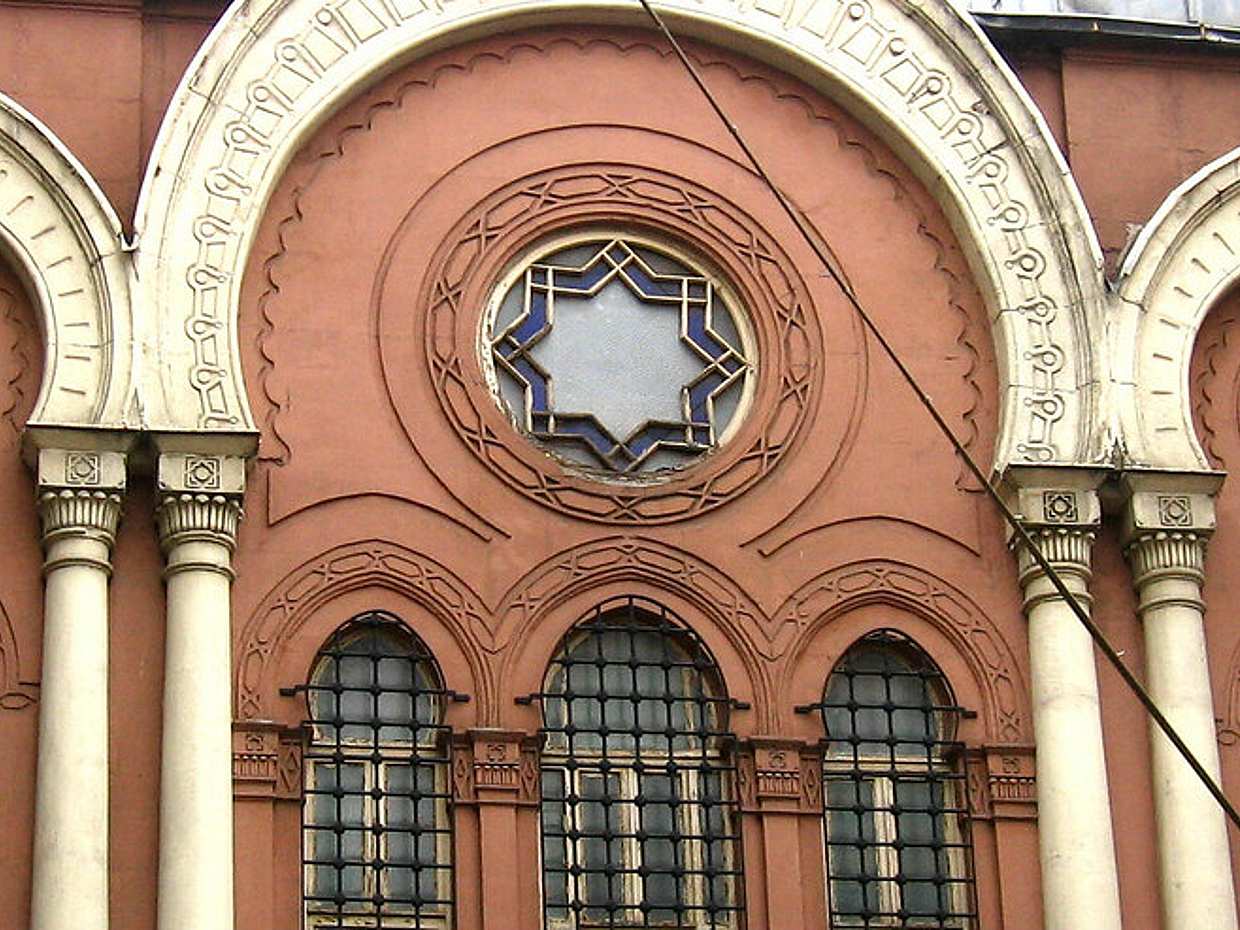Synagogues in Istanbul Private Walking Tour in Turkey