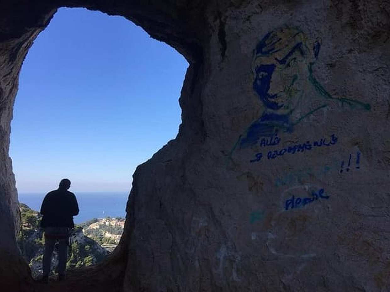 Panoramic hike on Marseille from Les Calanques, photo 5