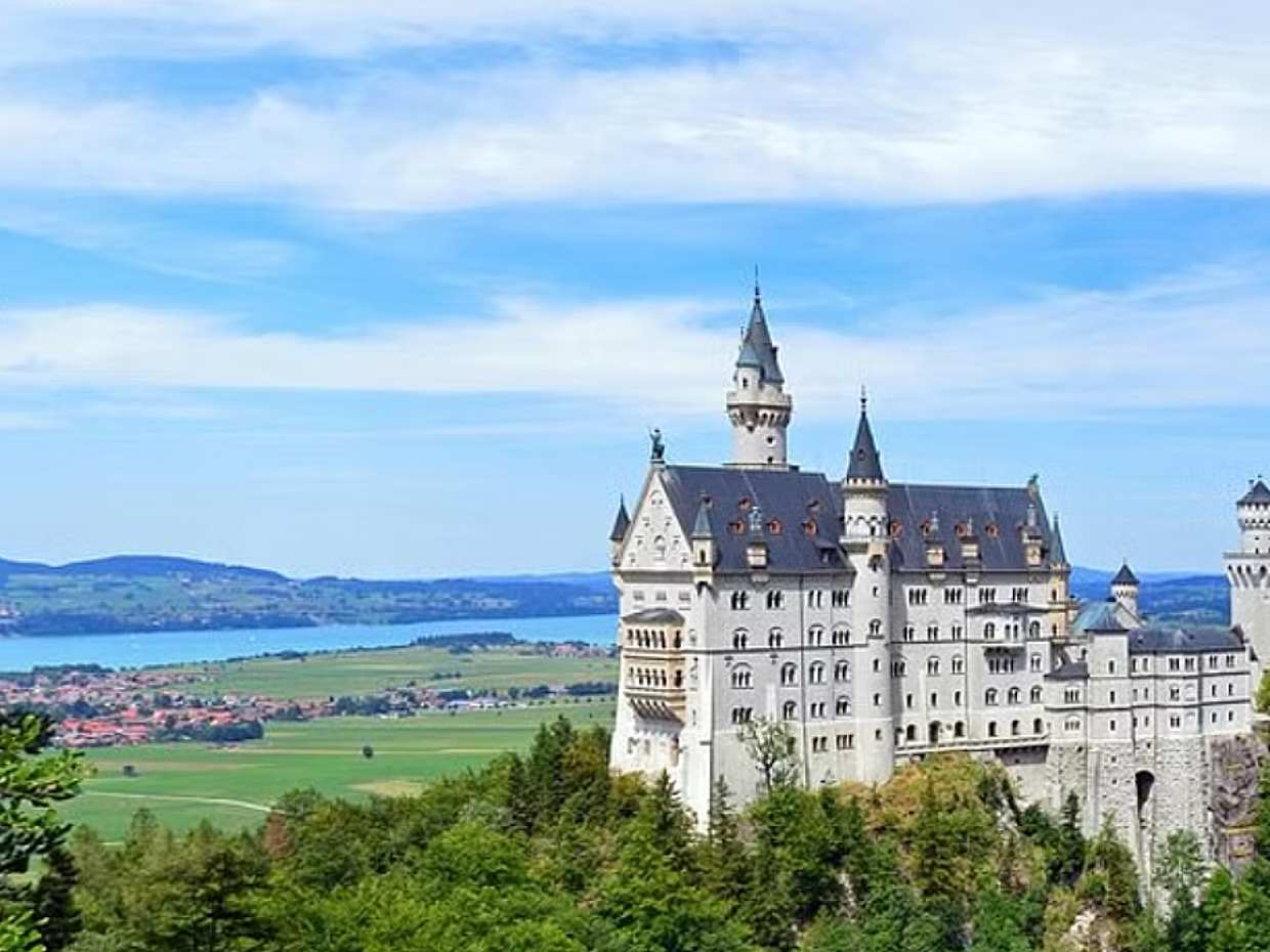 VIP-Tagesausflug zum Schloss Neuschwanstein und Schloss Linderhof ab München in Deutschland, Schloss Neuschwanstein

