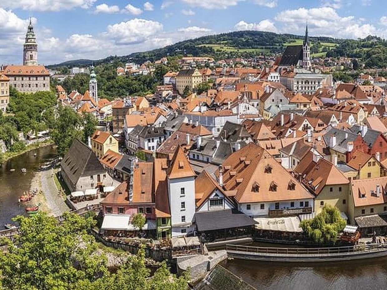 Prague to Cesky Krumlov Private 1-Way Car Transfer, photo 2