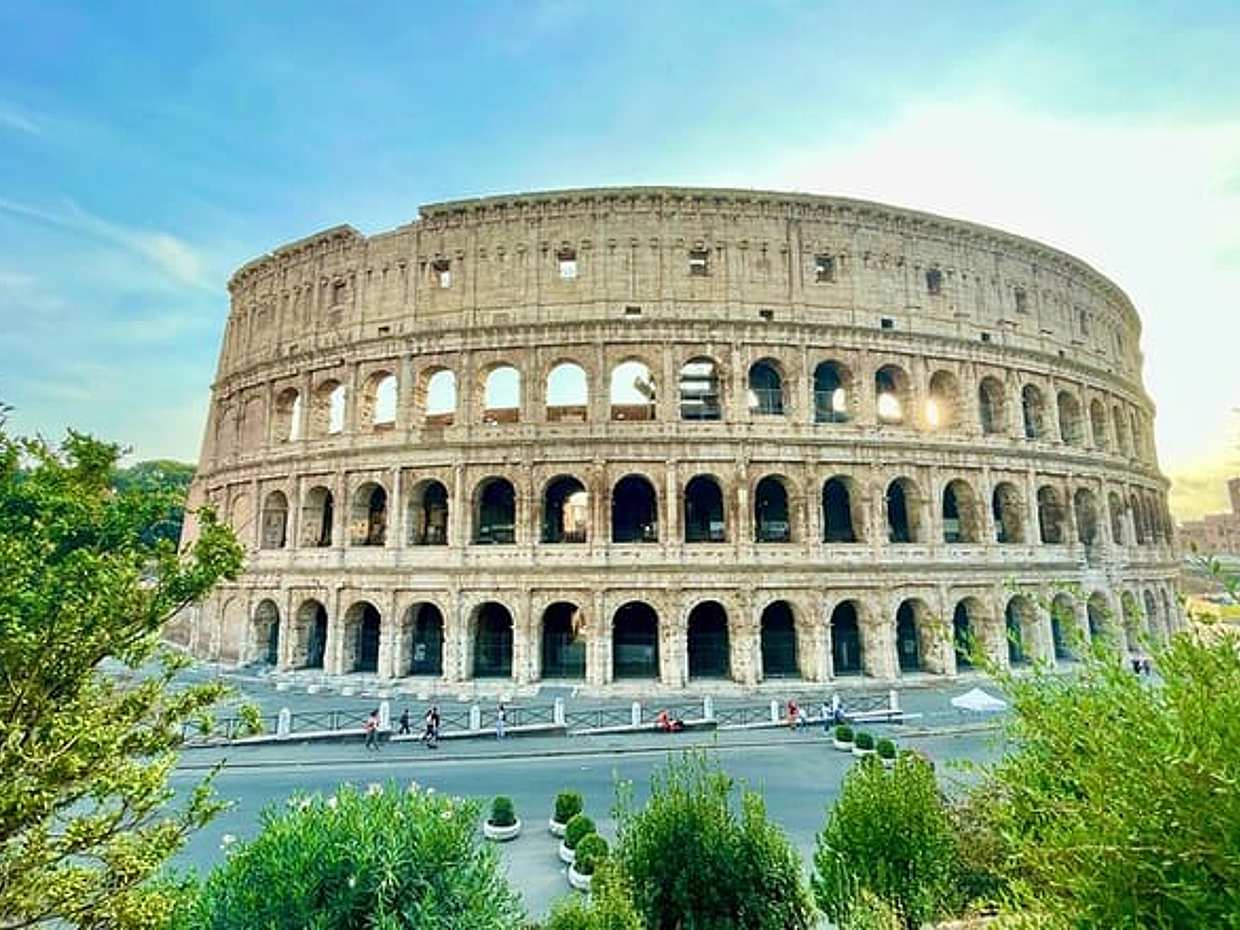 Best of Rome Colosseum, Squares and Fountains Private Walking Guided Tour in Italy, photo 2