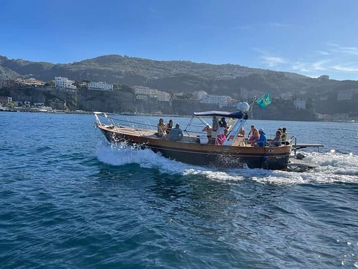 Capri Blue Grotto Small Group Boat Day Tour From Sorrento, photo 4