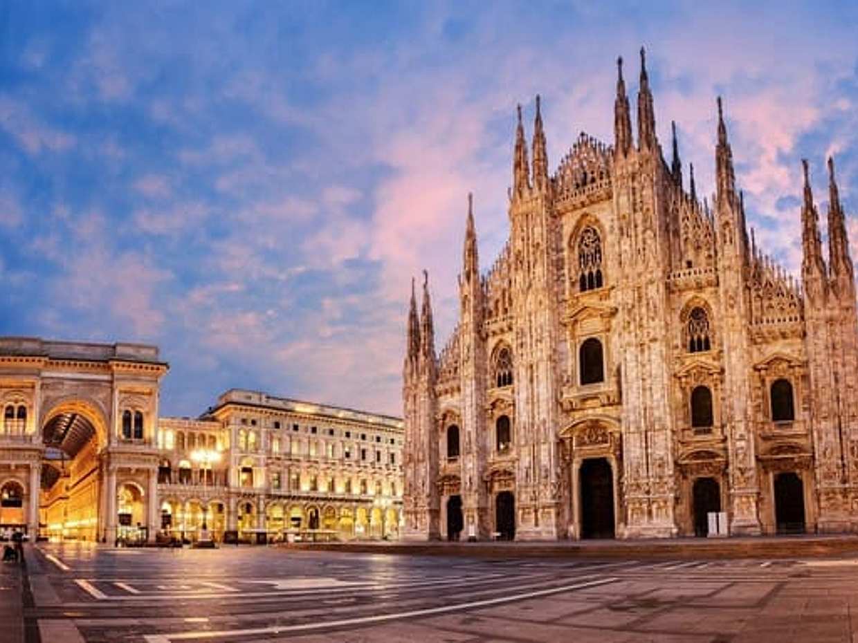 Enchanting Waters: Discovering the Lakes of Italy, Self-Drive