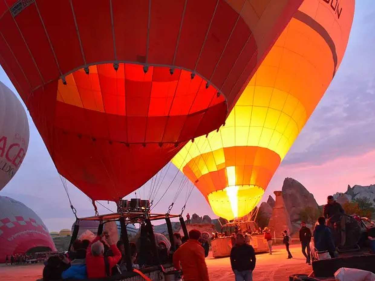 Cappadocia Hot Air Balloon Tour over Fairy Chimneys, photo 2