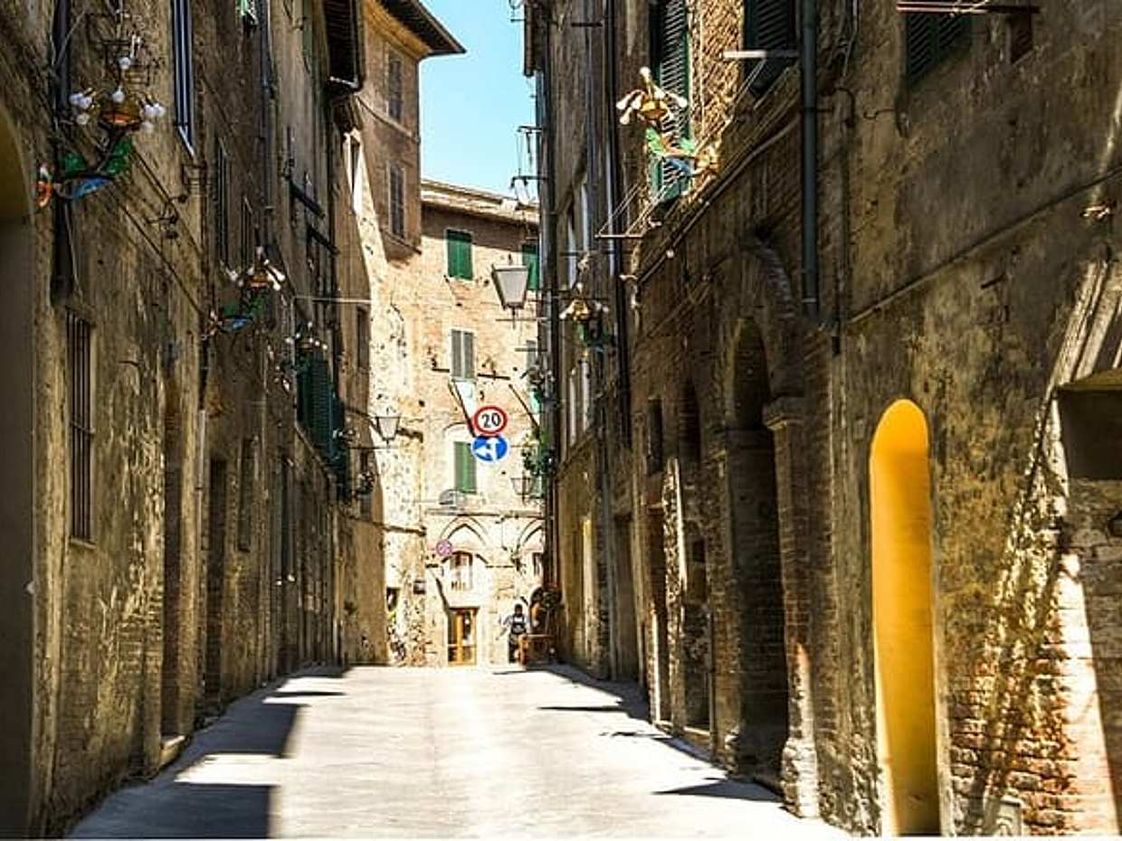 Discover Siena - Cathedral, Piazza del Campo & Medieval Treasures, photo 2