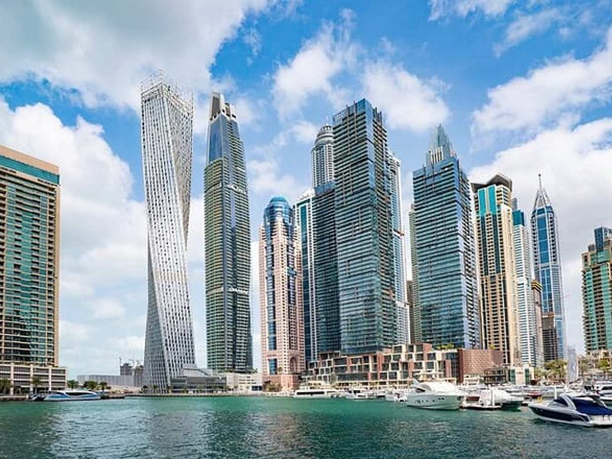 Tour privato da Abu Dhabi a Dubai con una sosta di 4 ore negli Emirati Arabi Uniti, أبو ظبي