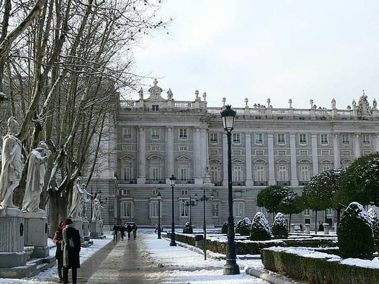 Royal Madrid: A Journey Through History, Power & Iconic Landmarks, photo 4
