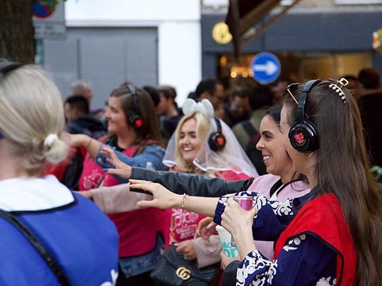 Drag Queen Disco Diva Tour - Silent Disco Walking Tour, photo 3