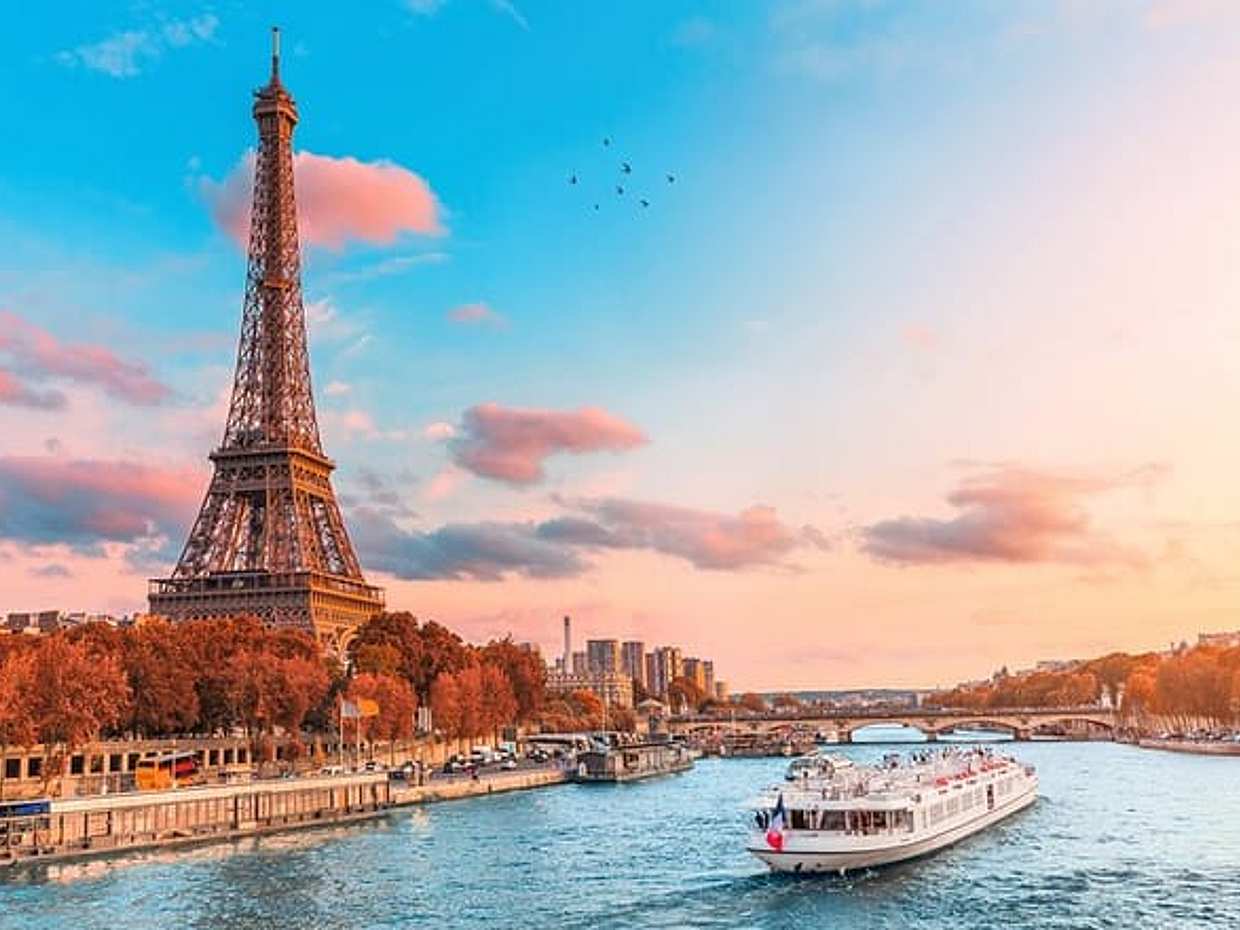 Private direct transfer from Zeebruge cruise port to Paris in Belgium, Bruges